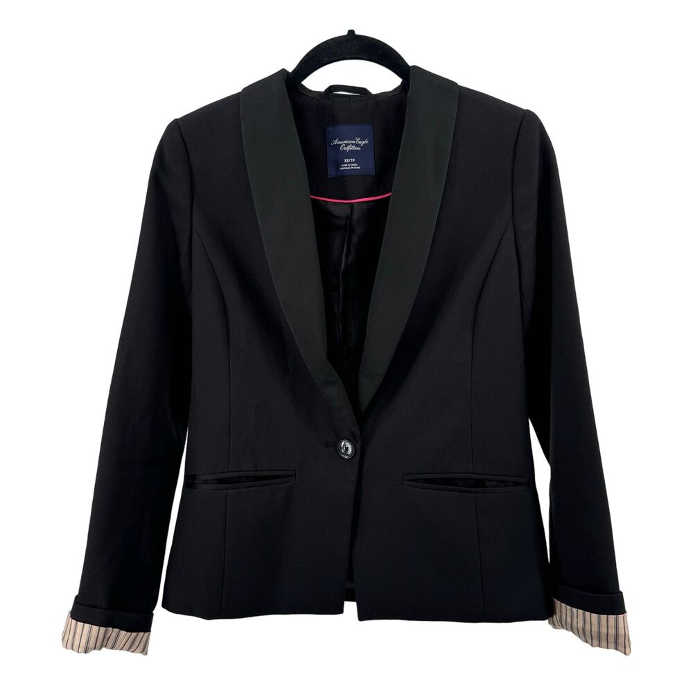 American Eagle Outfitters Black Classic Fit Blazer Womens XS Shawl Collar Cuffed